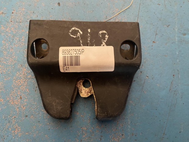 Audi 80 csomagtr zr  /KK sznjelzs/ 893827505 elad