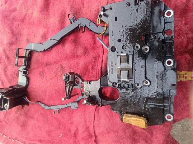 Audi 8HP65 TCU mechatronika elad�