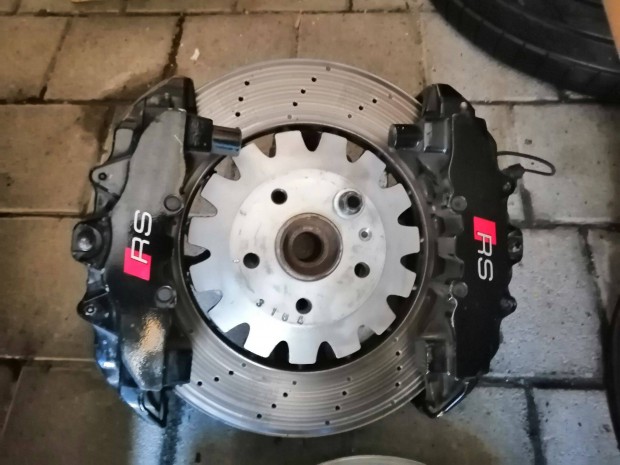 Audi 8 dugatty�s f�k f�knyereg f�k VW Golf 5 6 7 8 GTI R32 S3 TT