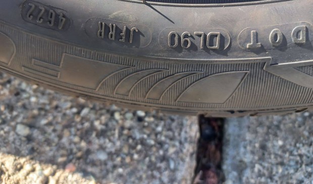 Audi A1 alufelni garnitúra újszerű nyárigumikkal
