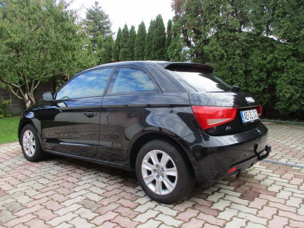 Audi A1 sportback 1.6 Crtdi - 105 LE, - 192eKM - 2011/4