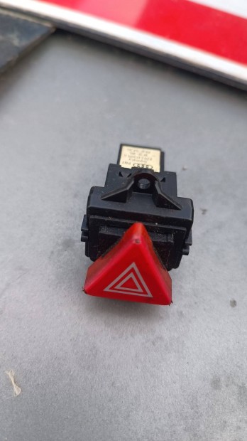 Audi A2 elakadás jelző kapcsoló