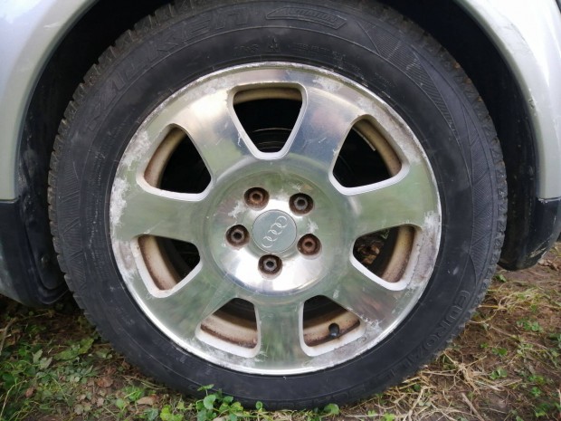 Audi A2 gyri alufelni 165/65R15 Falken 4 vszakos gumik