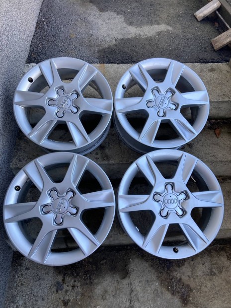 Audi A3 16 col 5x112 gyri alufelni