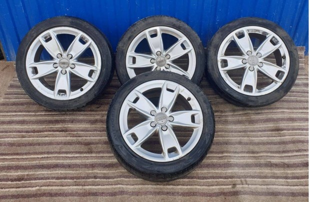 Audi A3 17 17" gyári alufelni, 5x112, ET56, 225/40R17, 8P0601025BL