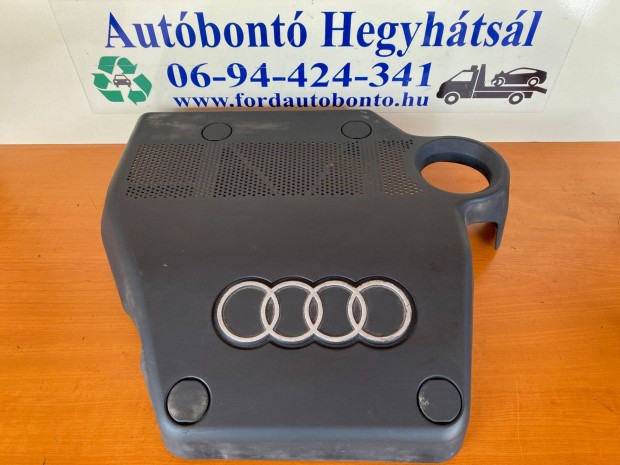 Audi A3 1.6B (8L1) fels motorburkolat