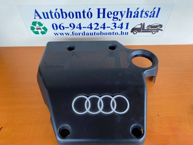 Audi A3 1.6B (8L1) fels motorburkolat