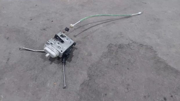 Audi A3 8L 97- Bal els� ajt� ajt�z�r z�rszerkezet z�r szerkezet 8918