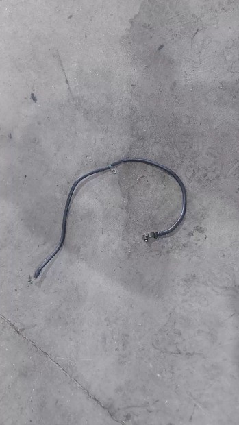 Audi A3 8L VW Golf 4 Bora 97 Akksi akkumul�tor negat�v k�bel saru 8815