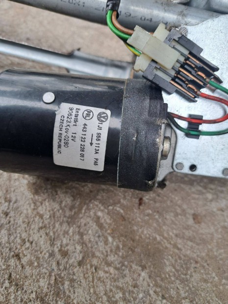 Audi A3 8L ablaktörlő szerkezet