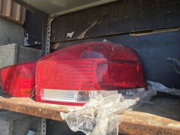 Audi A3 8P3 bal hátsó lámpa