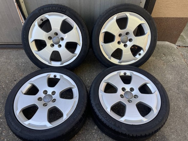 Audi A3 8P 17" 5x112 gyári speedline alufelni