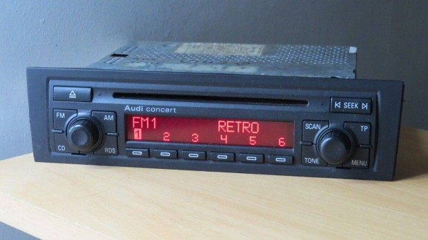 Audi A3 8P Concert gyári cd rádió fejegység