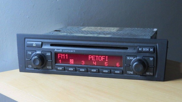 Audi A3 8P Concert gyri cd rdi fejegysg