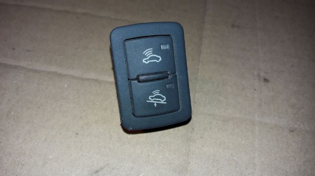 Audi A3 8P Riasztó Kapcsoló