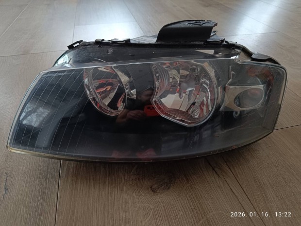 Audi A3 8P els� f�nysz�r� 