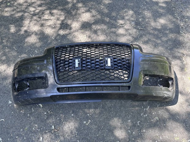 Audi A3 8P első lökhárító