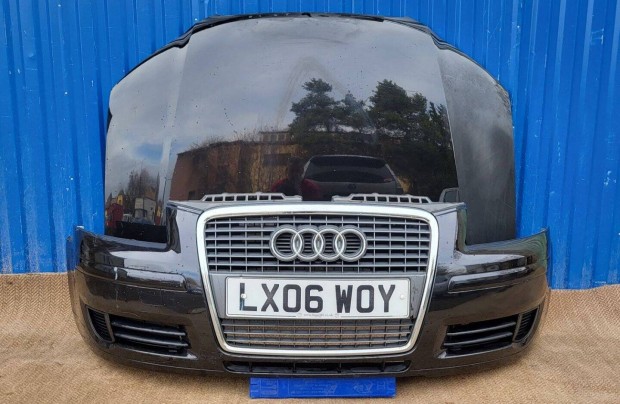 Audi A3 8P gyri 8P4807437 fekete els lkhrt, motorhztet