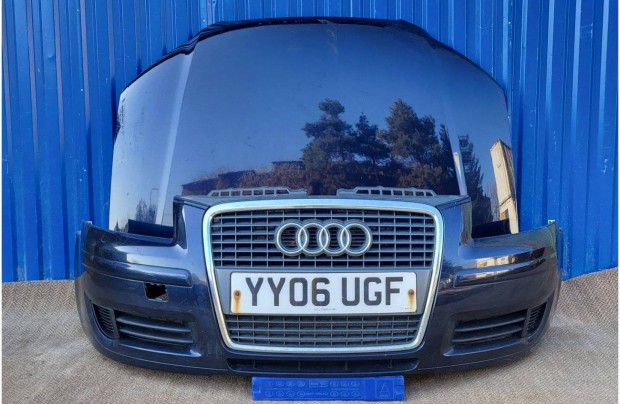 Audi A3 8P gyári motorháztető 2004-08 sötétkék