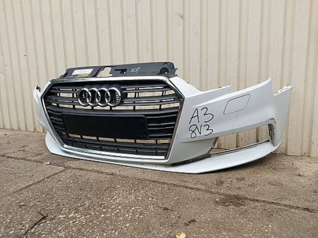 Audi A3 8V 8V3 első lökhárító 8V3853651AA 8V3807437AF