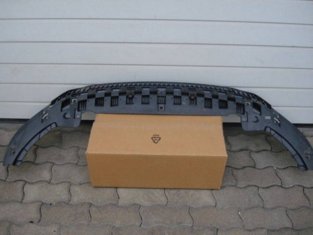 Audi A3 8V első lökhárító alsó spoiler 8V3807233C