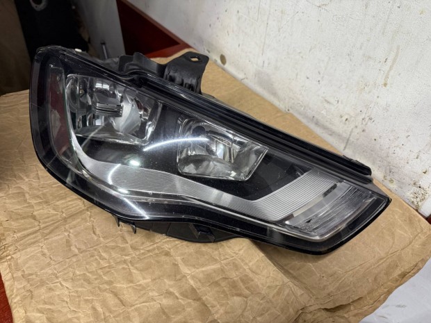Audi A3 8V fnyszr 8v0941004