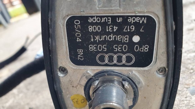 Audi A3 8p gyári GPS antenna eladó