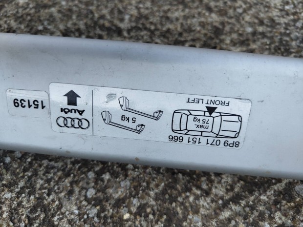 Audi A3 S3 8 P modell gyári tetőcsomagtartó
