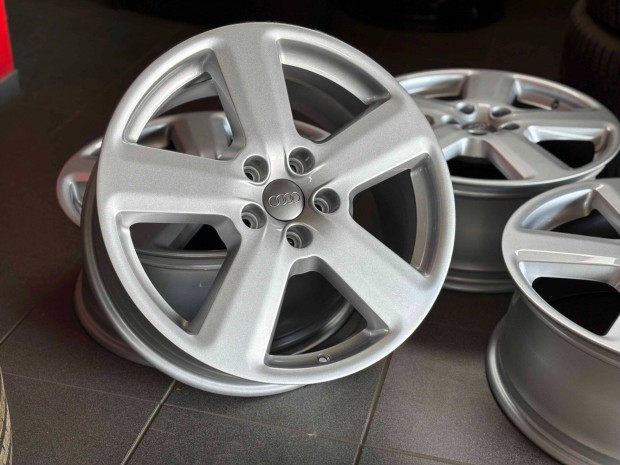 Audi A3 S-line 18" 5x112 gy�ri alufelni elad� 18 coll