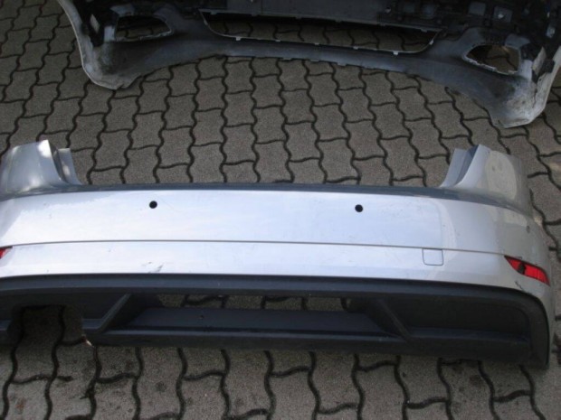 Audi A3 Sportback 8V radaros hátsó lökhárító Facelift 2016-tól 8V48075