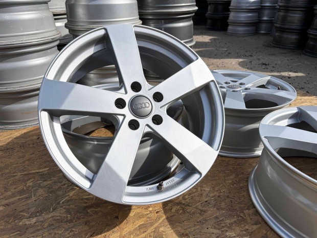 Audi A3 TT 18" 5x112 alufelni eladó 18 coll