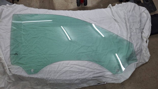 Audi A3 (8P) jobb ajtó ablaküveg