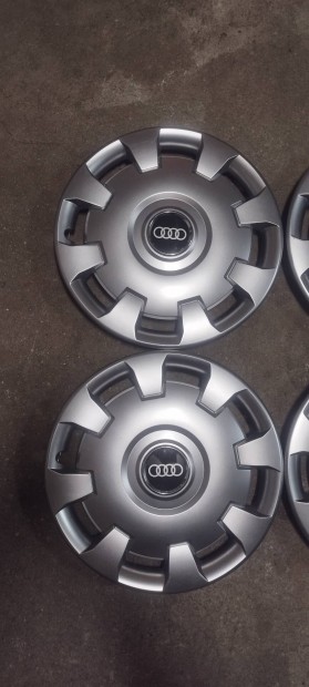 Audi A3, A4, A5, A6 15" dsztrcsa