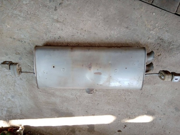 Audi A3-as diesel kipufog� h�ts� dob 2017 gy�ri