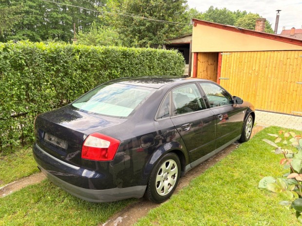 Audi A4 1996-2001 minden alkatrésze bontásból eladó