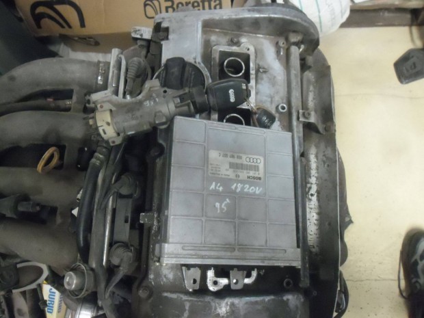 Audi A4 1.8 benzin komplett motor elad!