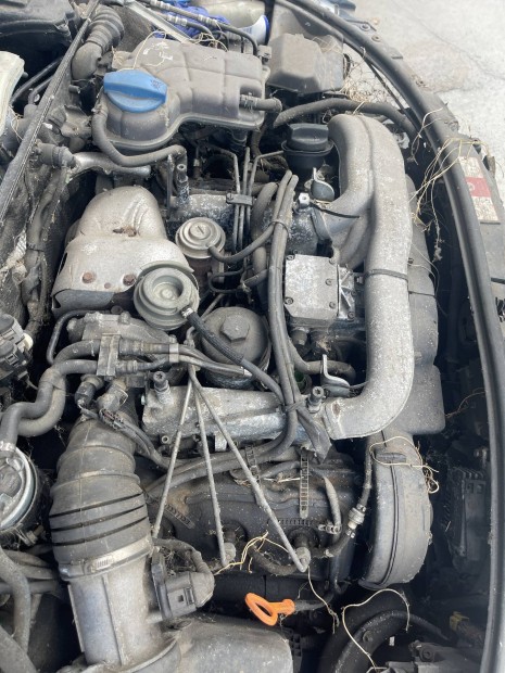 Audi A4 2003 V6 TDI Aym motor elad