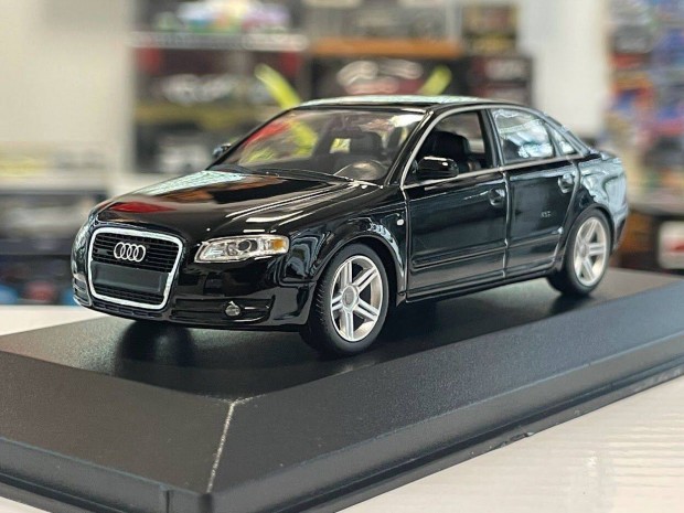 Audi A4 2004 1:43 1/43 Minichamps Maxichamps Edition