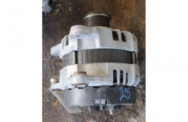 Audi A4 2011- 2.0TDI generátor 04l903017e (23)