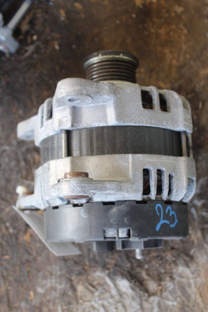 Audi A4 2011- 2.0TDI generátor 04l903017e (23)