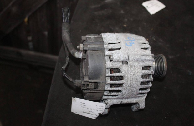 Audi A4 2015- genertor 04L903024 (93)