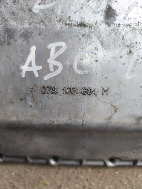 Audi A4 2.6 v6 ABC olajtekn is