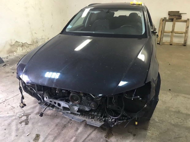 Audi A4 8K 2.0cr,combi alkatrészek