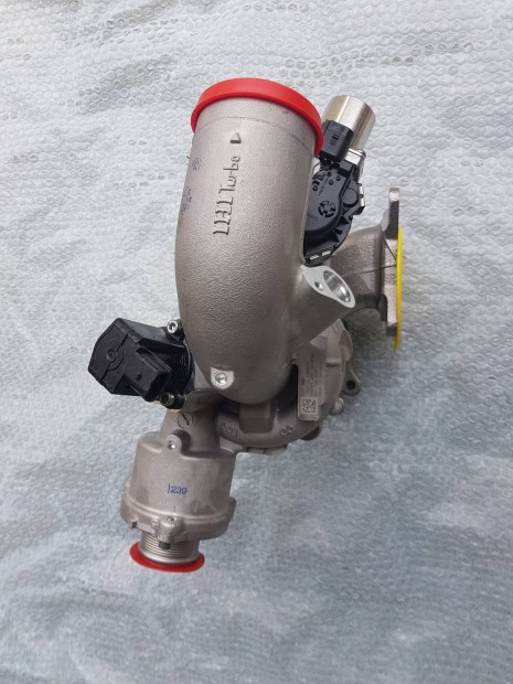 Audi A4 8k 8W A5 Q7 4M A6 2.0T 2.0TFSI uj turbo 06l145722d