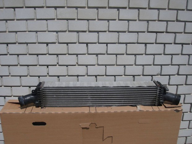 Audi A4 A5 A6 A7 Q5 Intercooler Ht 8K0145805AC 2010-tl