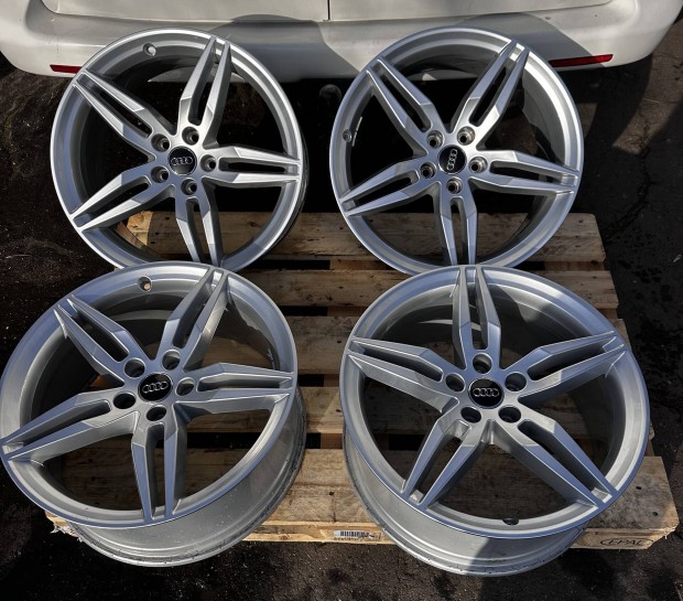 Audi A4 A5 B9 gyri alufelni 5x112 felni