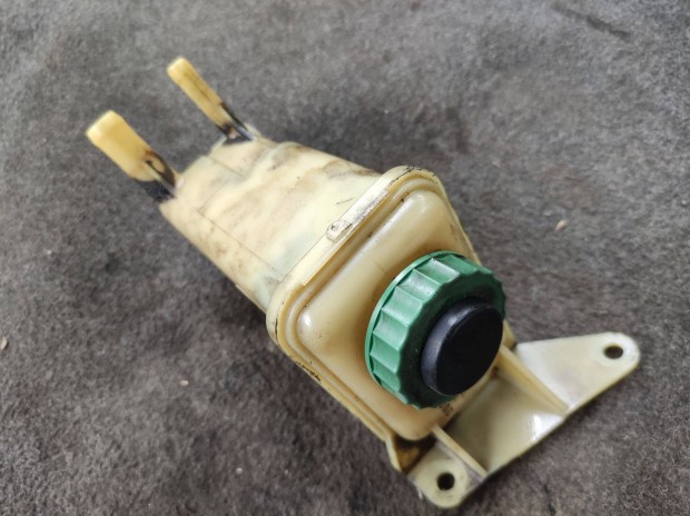 Audi A4 A6 VW Passat B5 szerv�olaj tart�ly