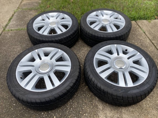Audi A4/A6 gyri 17"-os alufelni szett 235/45R17 jszer gumikkal 