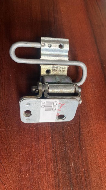 Audi A4/A6 jobb h�ts� ajt� zsan�r 8E0833412E elad�