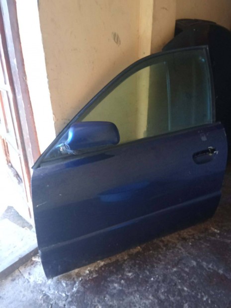 Audi A4 B5 Bal Els� Ajt� (Post�zom is)